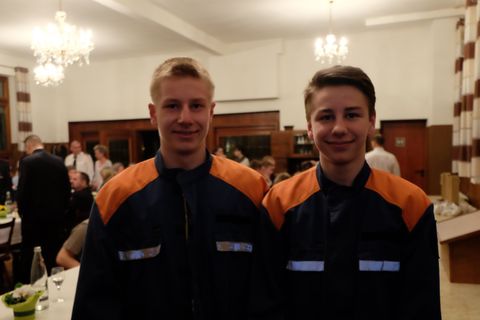 Wiedergewählte Jugendsprecher